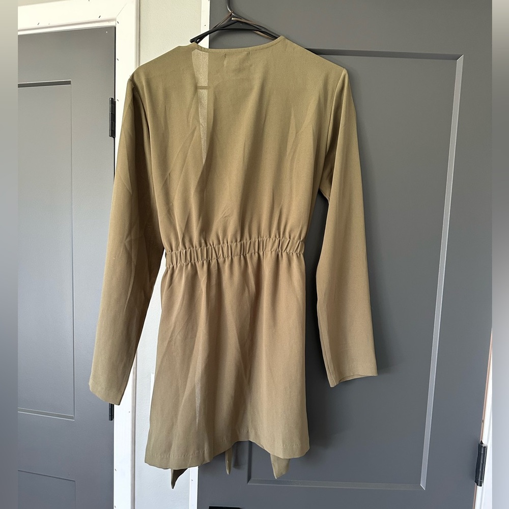 Lightweight Jacket - Picture 2 of 3
